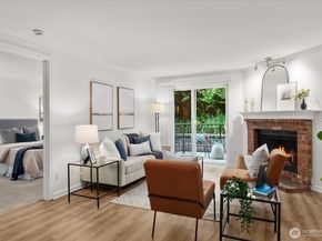 10018 NE 127th Place B109, Kirkland WA 98034