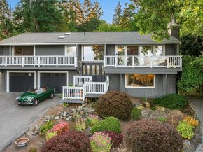 12079 Sunrise Drive NE, Bainbridge Island WA 98110