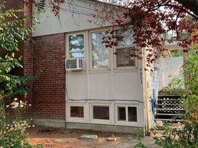 4053 NE 55th Street, Seattle WA 98105