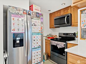 128 NE 125th Street, Seattle WA 98125