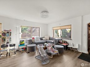 128 NE 125th Street, Seattle WA 98125