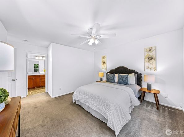 319 196th Place SW 102, Lynnwood WA 98036