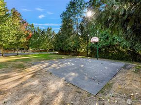 319 196th Place SW 102, Lynnwood WA 98036