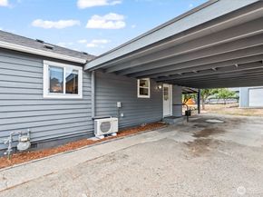 2426 NE 30th Street, Bremerton WA 98310