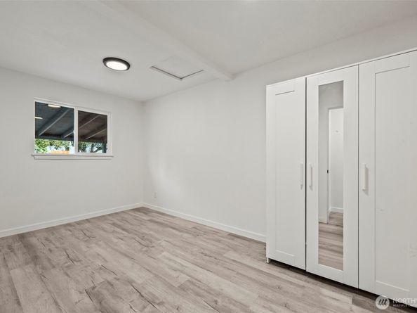 2426 NE 30th Street, Bremerton WA 98310