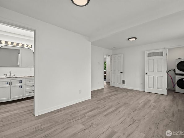 2426 NE 30th Street, Bremerton WA 98310