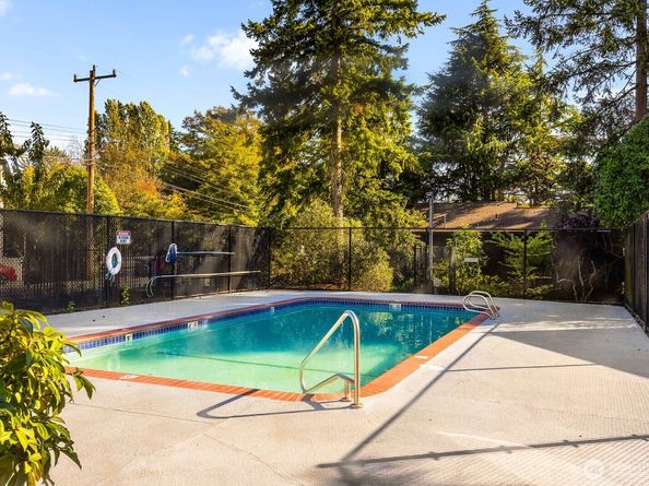 1235 SW 132nd Lane 931, Burien WA 98146