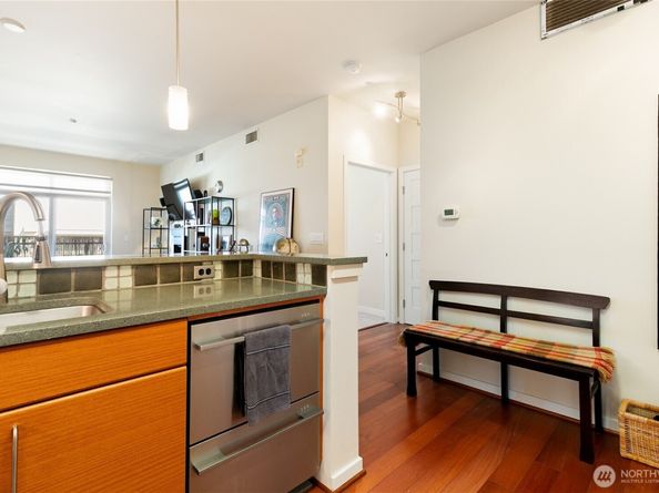 1530 NW Market St 809, Seattle WA 98107