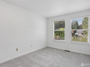 10129 NE 144th Court, Kirkland WA 98034