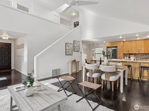 10129 NE 144th Court, Kirkland WA 98034