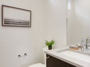 1301 B 31st Avenue S, Seattle WA 98144