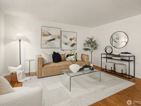 2439 36th Avenue W, Seattle WA 98199