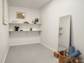 2439 36th Avenue W, Seattle WA 98199