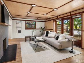 2439 36th Avenue W, Seattle WA 98199