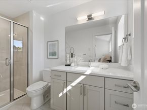 7322 11th Avenue NE, Seattle WA 98115