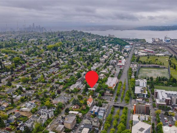 3053 14th Avenue W 102, Seattle WA 98119