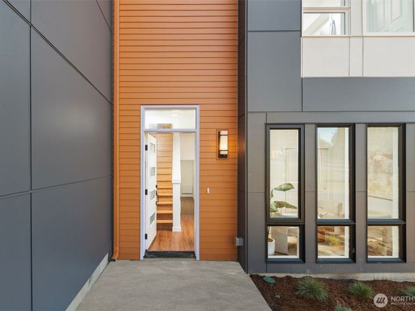 2781 Clare Avenue 5, Bremerton WA 98310