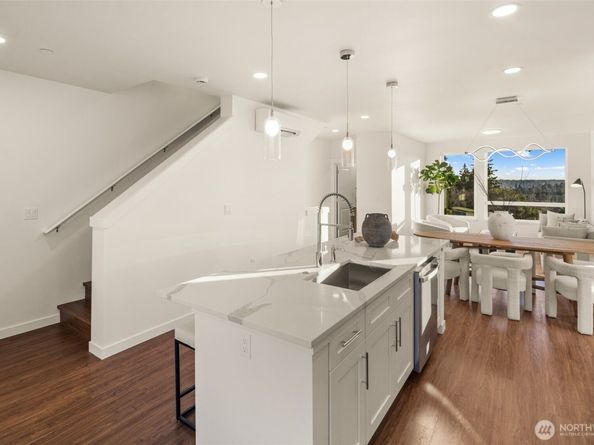 2781 Clare Avenue 5, Bremerton WA 98310