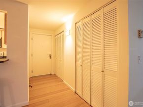 410 W Roy Street E101, Seattle WA 98119