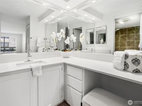 410 W Roy Street E101, Seattle WA 98119