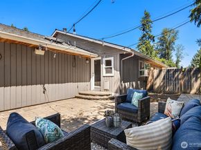 22428 19th Avenue SE, Bothell WA 98021