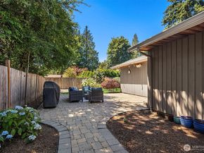 22428 19th Avenue SE, Bothell WA 98021