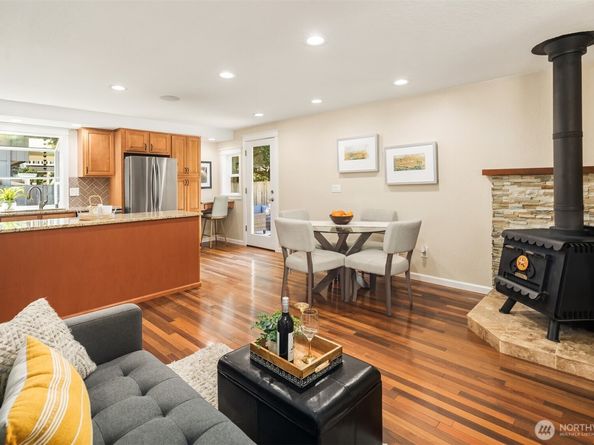 22428 19th Avenue SE, Bothell WA 98021