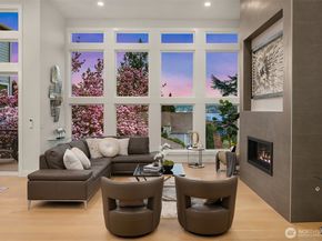 240 W Lake Sammamish Parkway SE, Bellevue WA 98008