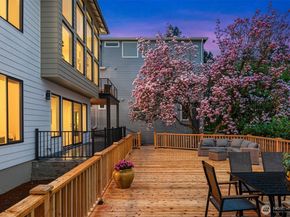 240 W Lake Sammamish Parkway SE, Bellevue WA 98008