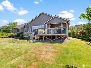 1402 S Machias Road, Snohomish WA 98290
