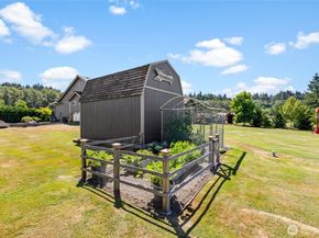 1402 S Machias Road, Snohomish WA 98290