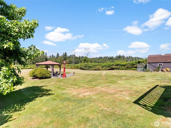 1402 S Machias Road, Snohomish WA 98290