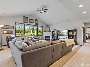 1402 S Machias Road, Snohomish WA 98290