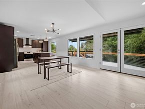 406 Center Place, Everett WA 98203