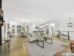 20911 30th Drive SE, Bothell WA 98021