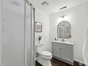 20911 30th Drive SE, Bothell WA 98021