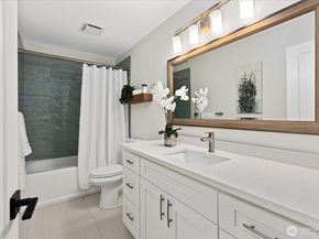 6018 152nd Avenue NE, Redmond WA 98052