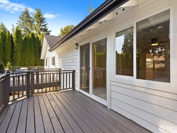 6018 152nd Avenue NE, Redmond WA 98052