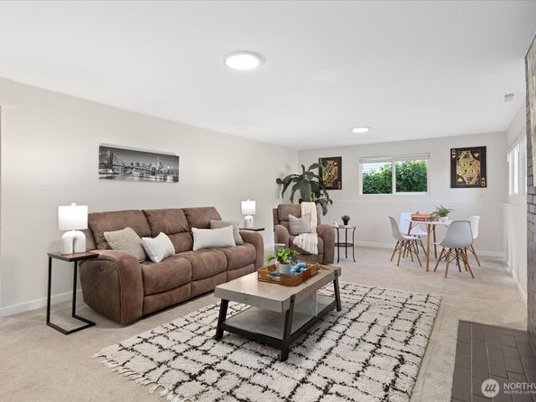 6018 152nd Avenue NE, Redmond WA 98052
