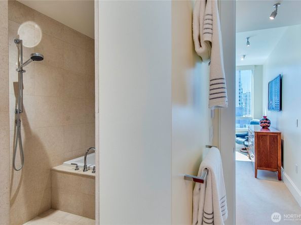 1521 2nd Avenue 2303, Seattle WA 98101