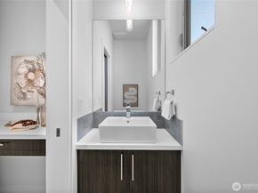 1706 Alki Avenue SW A, Seattle WA 98116