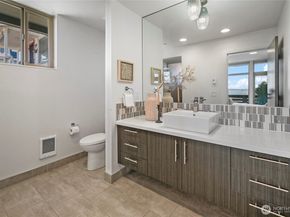 1706 Alki Avenue SW A, Seattle WA 98116
