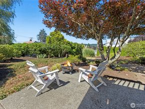 493 NE Lincoln Road, Poulsbo WA 98370