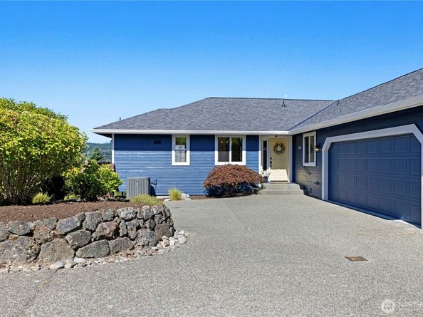 493 NE Lincoln Road, Poulsbo WA 98370