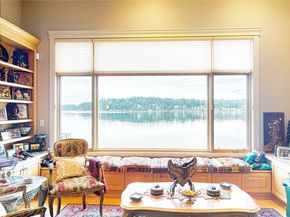 2837 E Lake Sammamish Parkway NE, Sammamish WA 98074