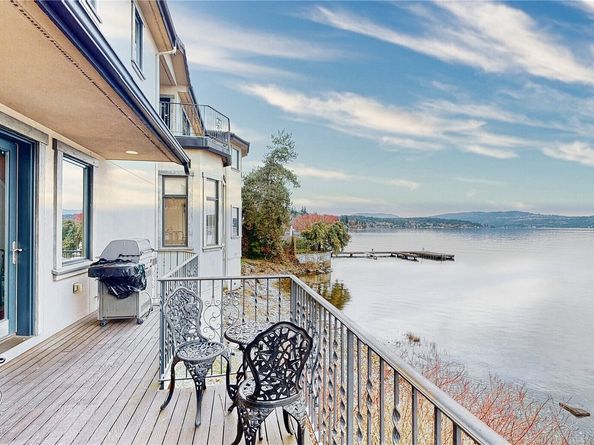 2837 E Lake Sammamish Parkway NE, Sammamish WA 98074