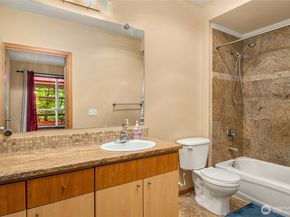 668 S Lane Street 314, Seattle WA 98104