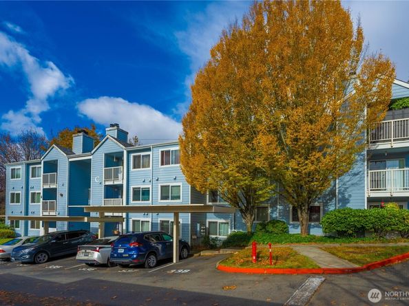 975 Aberdeen Avenue NE C306, Renton WA 98056