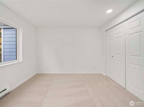 975 Aberdeen Avenue NE C306, Renton WA 98056