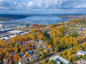 975 Aberdeen Avenue NE C306, Renton WA 98056
